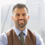 Como Dr. Keylon Lucarelli construiu uma carreira de excelência na medicina