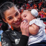 Key Alves se emociona ao viver momento especial com a filha dentro da quadra